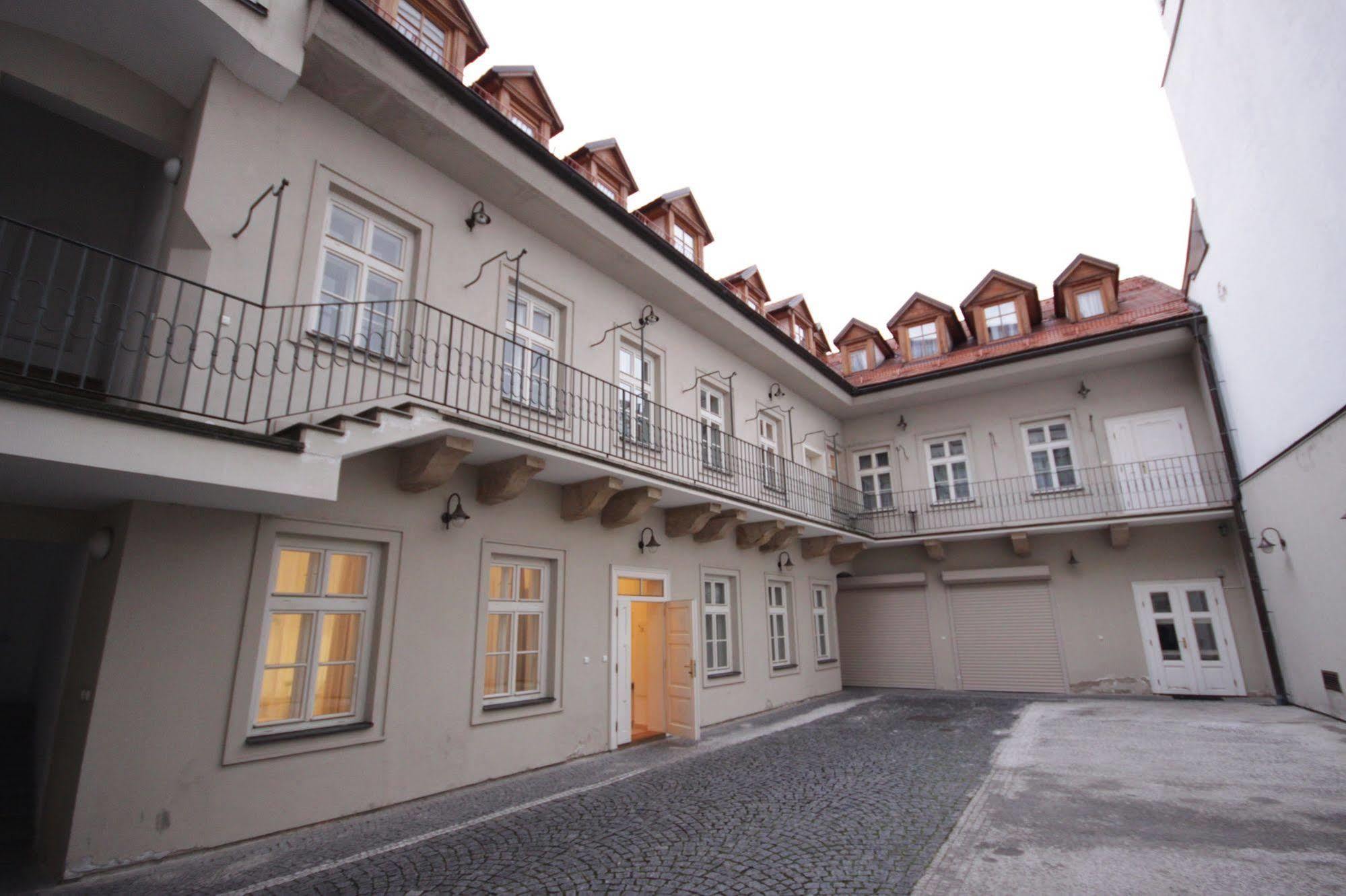 Apartamento Prague Central Residence
